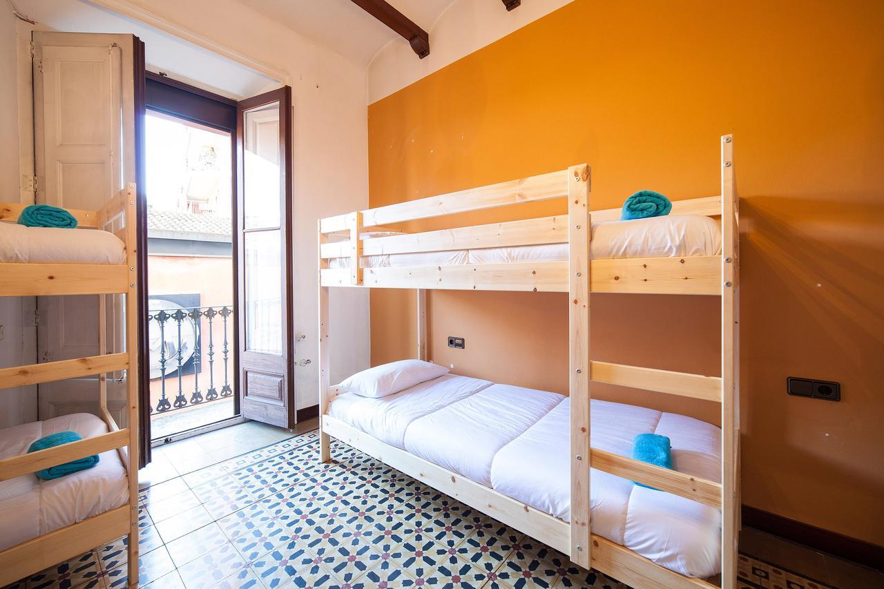 Bed In Girona Bed & Breakfast Dış mekan fotoğraf