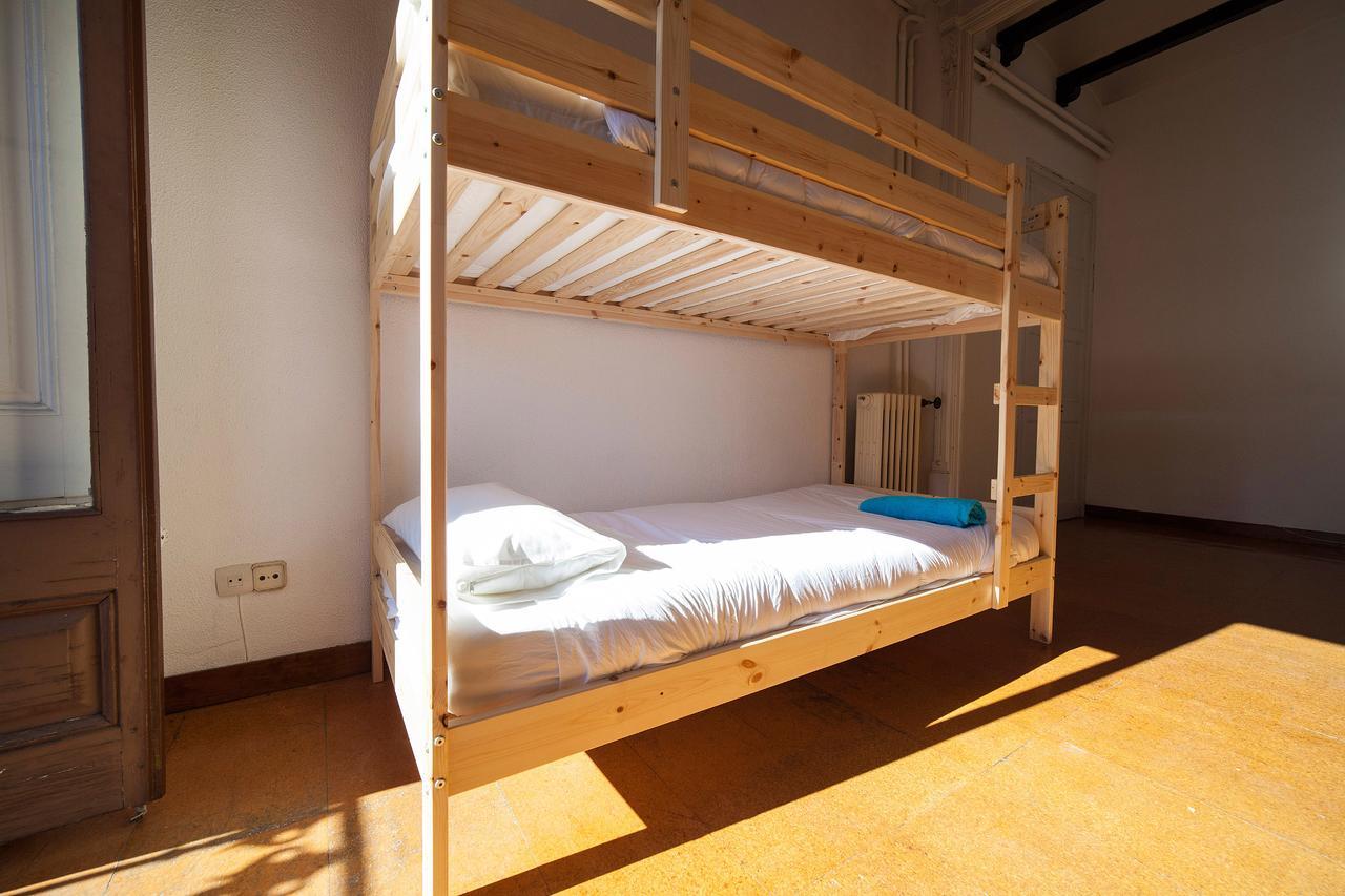Bed In Girona Bed & Breakfast Dış mekan fotoğraf
