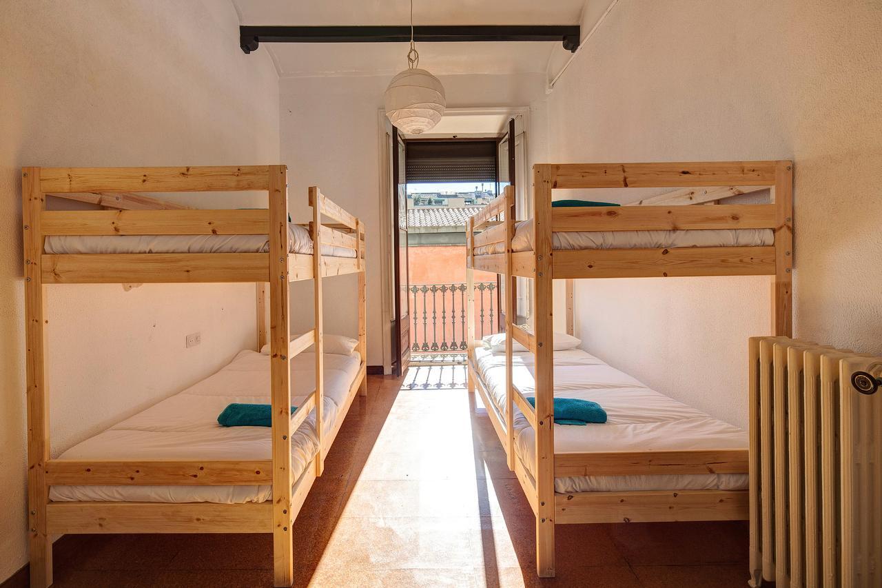 Bed In Girona Bed & Breakfast Dış mekan fotoğraf