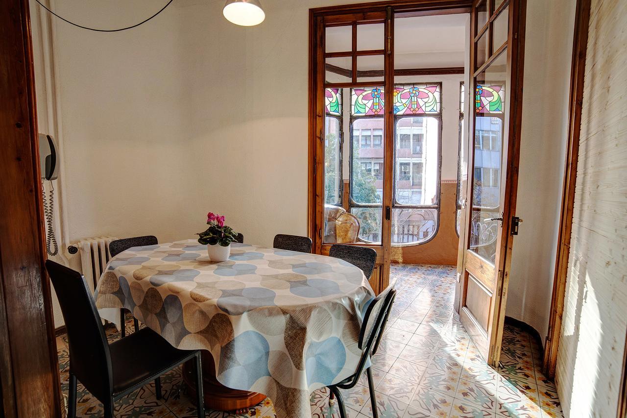 Bed In Girona Bed & Breakfast Dış mekan fotoğraf