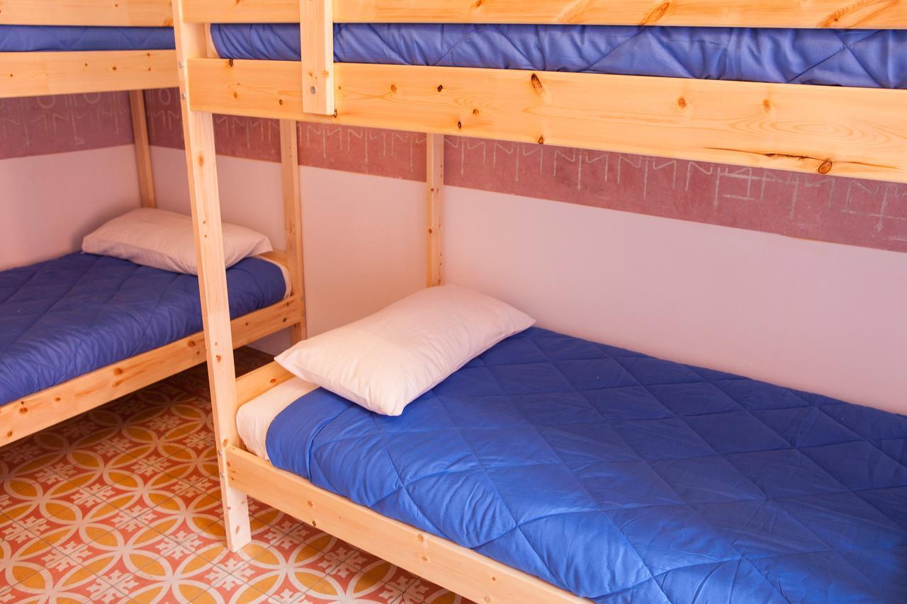 Bed In Girona Bed & Breakfast Dış mekan fotoğraf